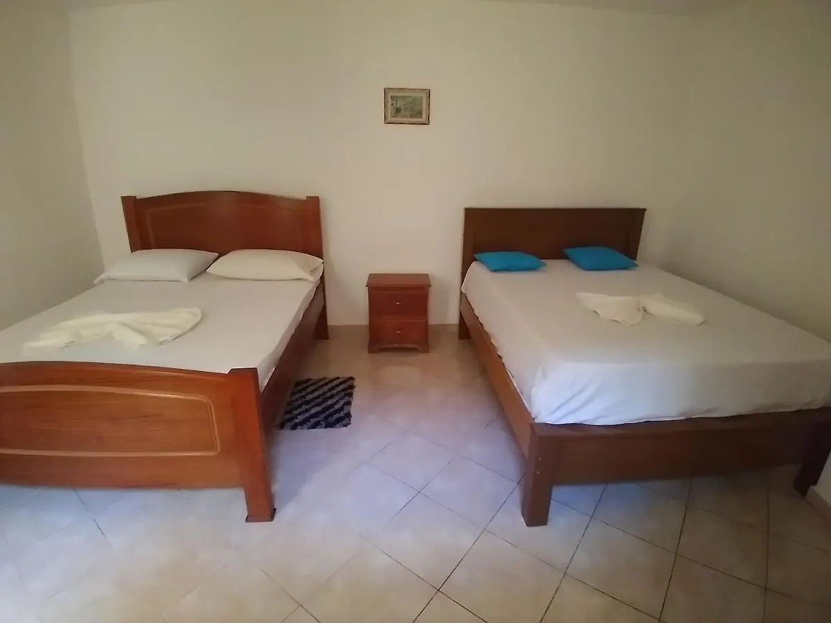 Pensão Domingas Hotel São Filipe
