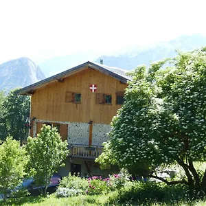 D'hotes A La Ferme Gasthof Beaune (Savoie)